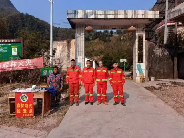 �����ٷ���һֱЪ�� �����������ػ�ƽ���Ҹ���